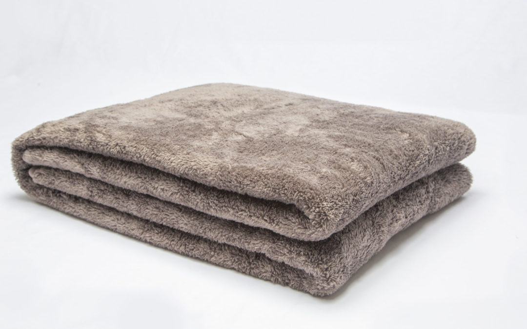 A Heavy Topic: Are Weighted Blankets Worth the Hype?
